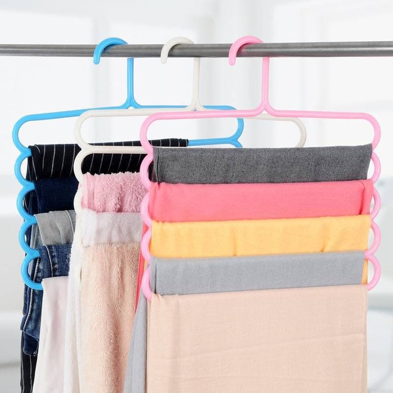 Wonder Wardrobe hanger clothes